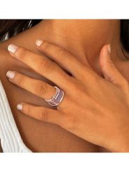 Les Petites Précieuses Pozłacany pierścionek z kamieniami szlachetnymi rozmiar: 54. Czerwone pierścionki Les Petites Précieuses, z ametystem, pozłacane. Za 391.99 zł.