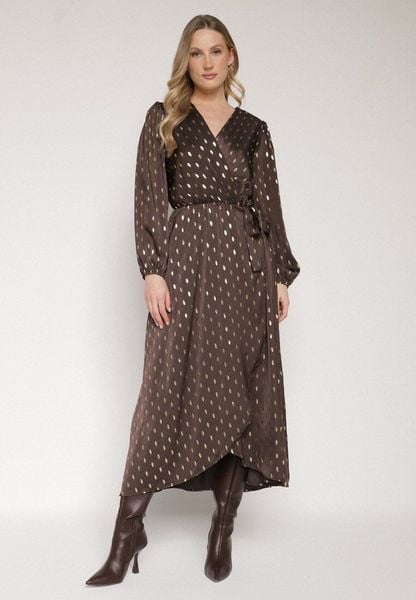 Brązowa Kopertowa Sukienka z Wiązaniem w Pasie i Metalicznym Nadrukiem Reisana. Brązowe sukienki Born2be, na co dzień, l, z aplikacjami, eleganckie, bez kołnierzyka, bez ramiączek, kopertowe. Za 159.99 zł.